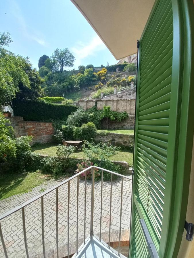 Il Giardino Di Olivia Apartman Guarene Kültér fotó